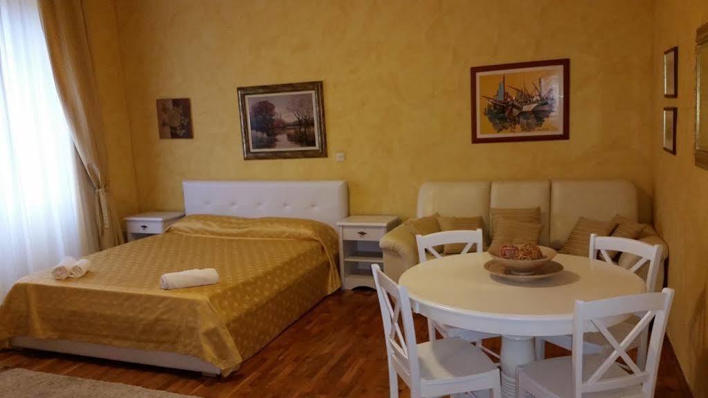 Apartments Villa Rossella 1 Rovinj Exterior foto